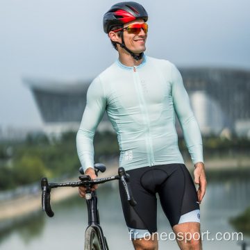 Protection solaire en maillot de vélo à manches longues pour les hommes